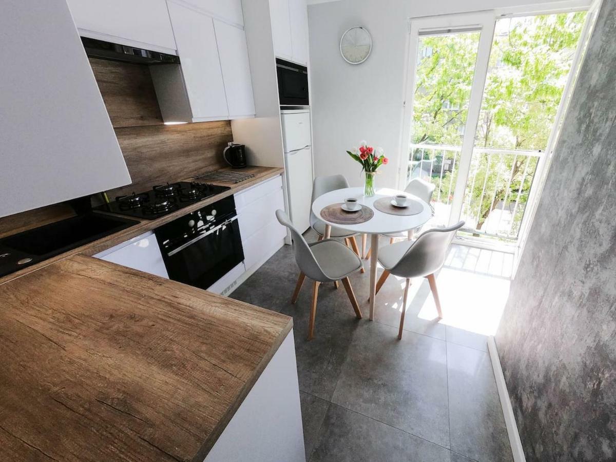 New Apartment - 300 M Town Hall - 3 Rooms - 7 People Wroclaw Bagian luar foto