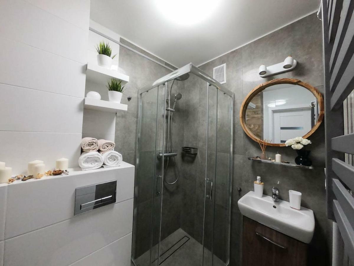 New Apartment - 300 M Town Hall - 3 Rooms - 7 People Wroclaw Bagian luar foto